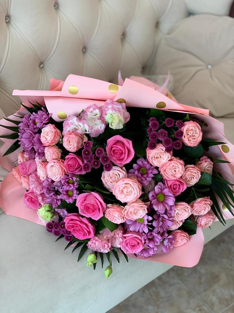 Букет цветов из: Хризантемы, Розы и Лизиантусы в Бегичевский