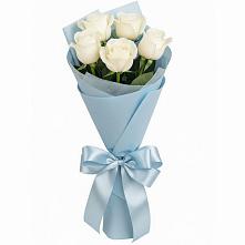 Букет 5 Белых роз Проуд в Бегичевский