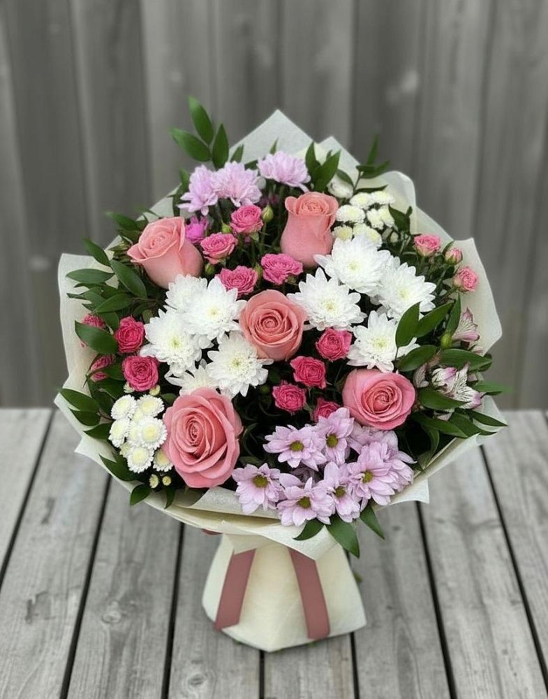 Букет цветов из: Альстромерии, Гвоздики, Розы и Хризантемы в Бегичевский