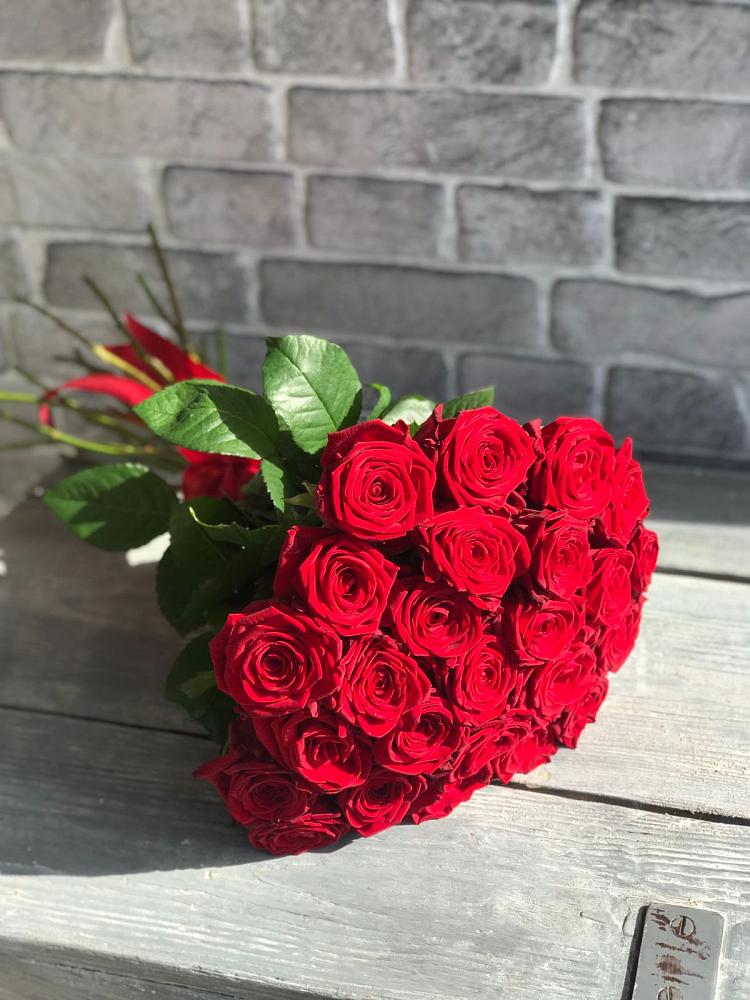 Букет Красные розы Фридом в Бегичевский