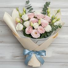 Букет цветов из:  Лизиантусы #REPLACE_PRED# Бегичевский