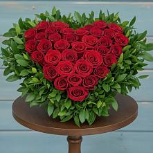 Цветочная композиция из Розы в виде сердца #REPLACE_PRED# Бегичевский