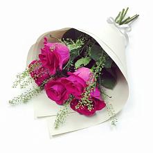 Букет цветов из:  Розы в Бегичевский
