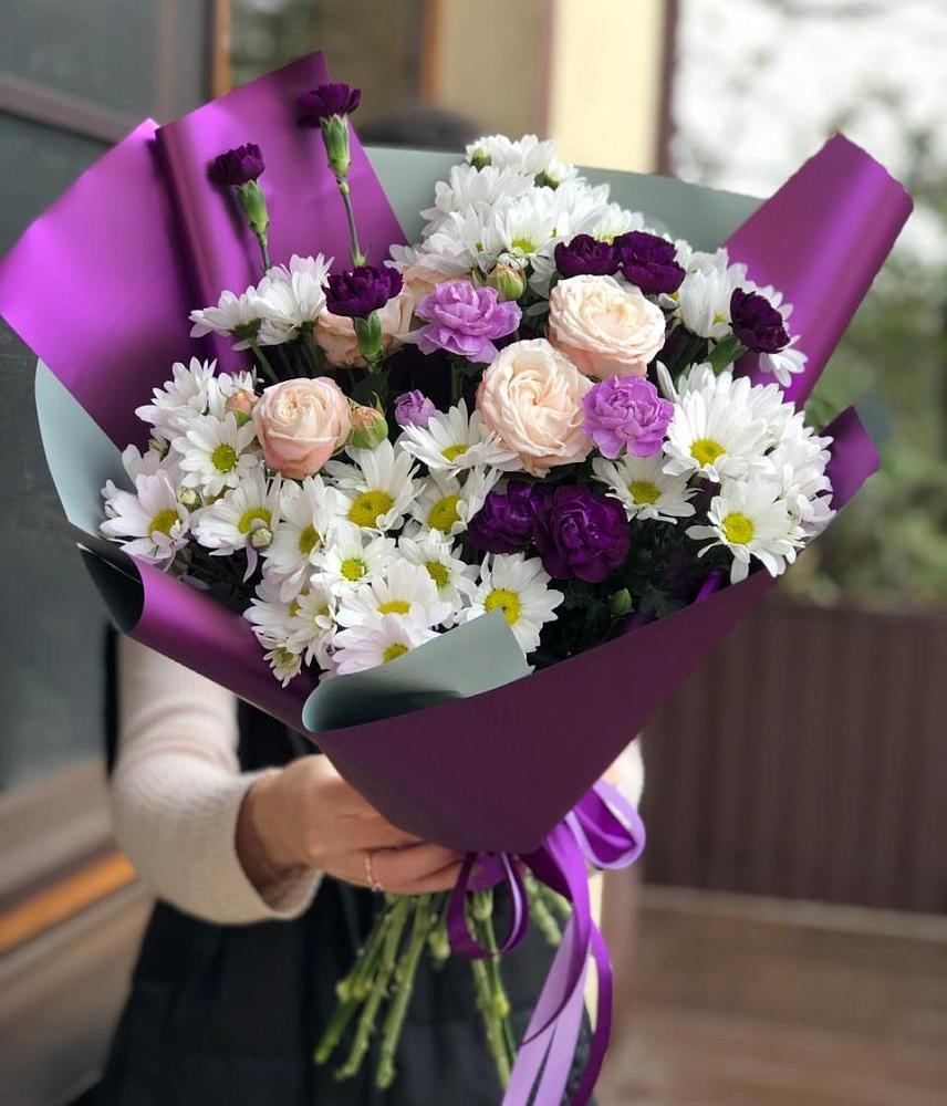 Букет цветов из: Хризантемы, Гвоздики и Розы в Бегичевский