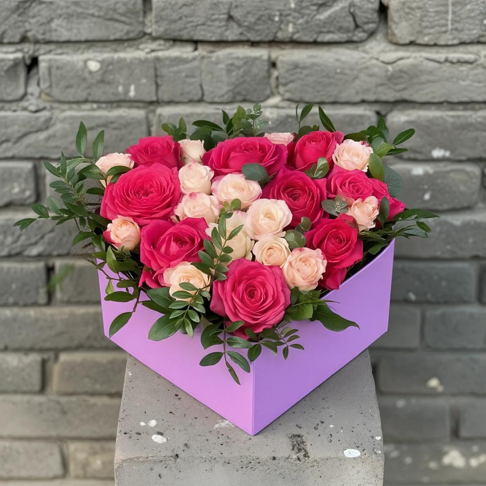 Цветочная композиция из Розы в коробке в Бегичевский