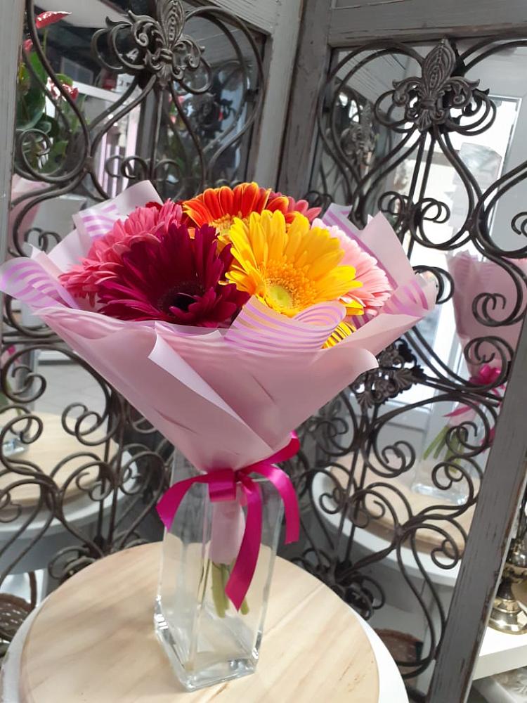 Букет цветов из: Герберы в Бегичевский