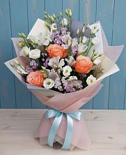 Букет цветов из:  Лизиантусы, Розы, Альстромерии и Гипсофила в Бегичевский
