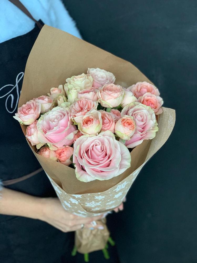 Букет цветов из: Хризантемы и Розы в Бегичевский