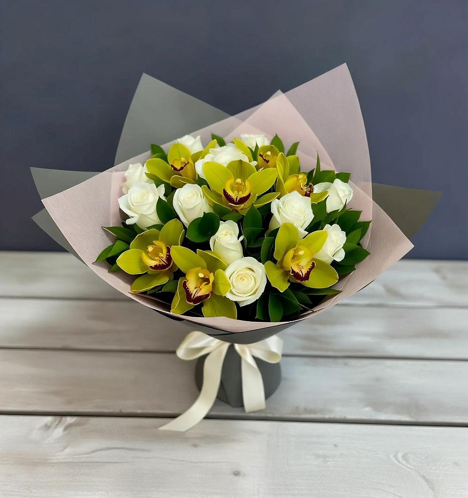 Букет цветов из: Орхидеи и Розы в Бегичевский