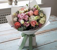 Букет цветов из:  Розы, Лизиантусы и Гвоздики #REPLACE_PRED# Бегичевский