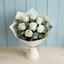 Букет Белые розы в Эвкалипте в Бегичевский