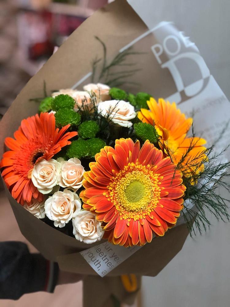 Букет цветов из: Герберы, Хризантемы и Розы в Бегичевский