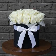 Цветочная композиция из Розы в шляпной коробке в Бегичевский